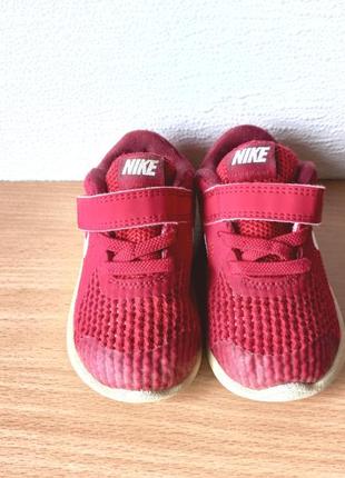 Легкі дихаючі кросівки nike revolution 22 р. устілка 13,8 см
