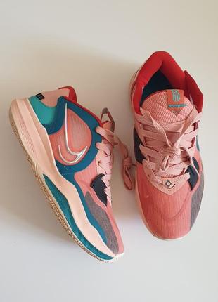Женские кроссовки nike