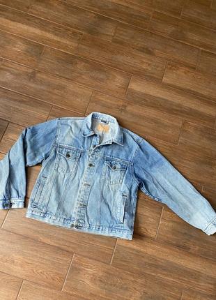 Мужская джинсовка с вареным эффектом из очень плотного денима denim & co