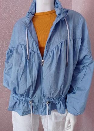 Курточка вітровка з завʼязками