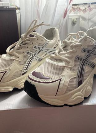 Asics m-1130