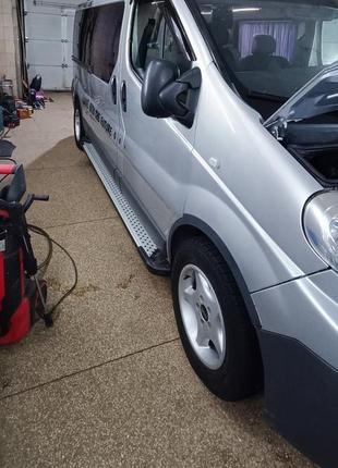 Боковые пороги opel vivaro 2001-2015 allmond grey (2 шт, алюм.) короткая база erkul