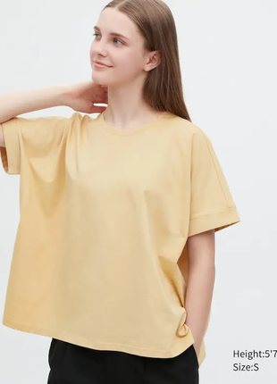 Футболка  оверсайз uniqlo