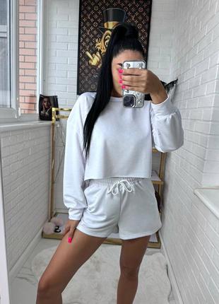 Костюм домашній  базова укорочена кофта oversize крою + шорти білий