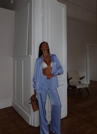 Шелковый костюм