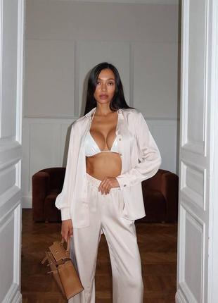 Шелковый костюм