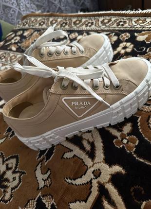 Кроссовки prada