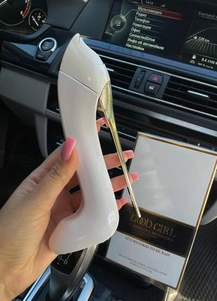Парфуми carolina herrera good girl white