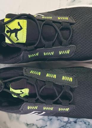 Кроссовки на подростка