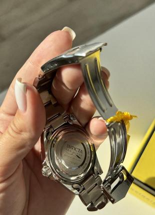 Швейцарские часы invicta8 фото