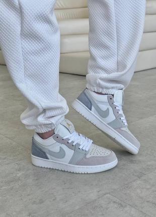 Трендовые кроссовки nike