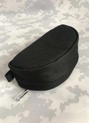 Чехол на змейке для солнцезащитных очков - черный
