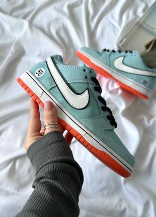 Трендовые кроссовки nike