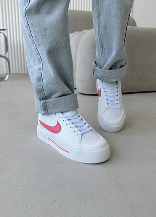 Трендовые кроссовки nike