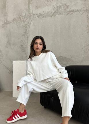 Костюм спортивний жіночий однотонний оверсайз світшот штани на високій посадці якісний стильний молочний чорний