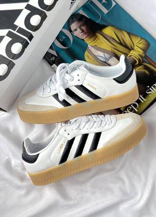 Samba platform black/white 5