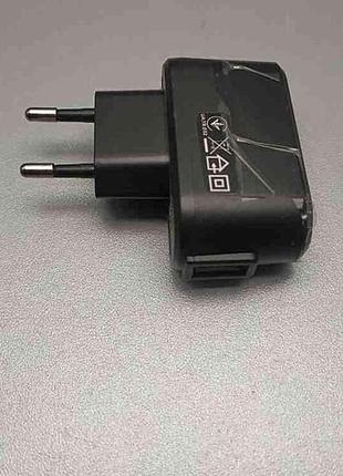 Заряднее устройство б/у сетевой адаптер usb