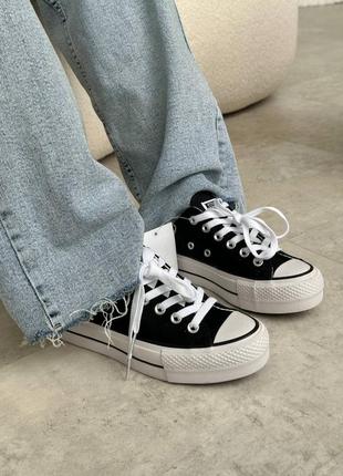 Трендовые кроссовки converse