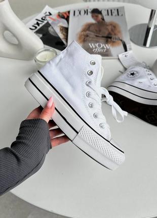 Трендовые кроссовки converse