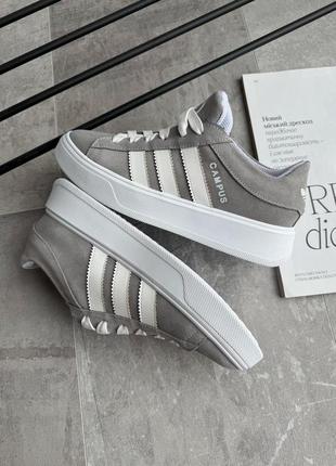 Кампус світлі сірі замшеві кеди