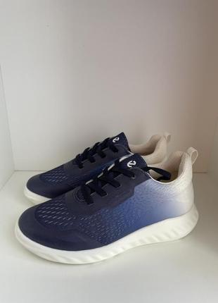 Кросівки ecco, розміри 28,31,32,34