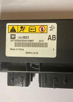 Блок управління подушками air bag chevrolet cruze круз 13589374