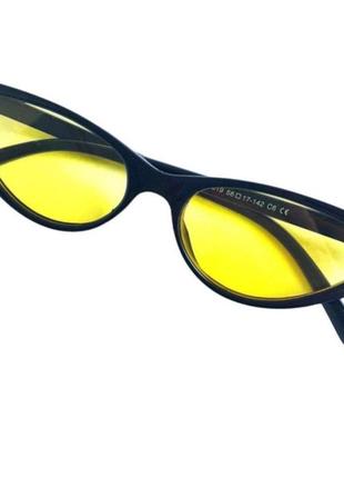 Солнцезащитные очки с желтой линзой