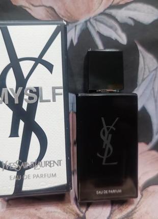 Saint Laurent Ring mit Logo-Schild Gold парфумована вода мініатюра