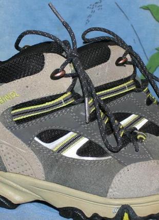 Кросівки,meindl 33 р,gore-tex,22 см