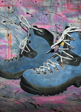 Теплі похідні черевики scarpa jura,thinsulate,vibram,36.5 р