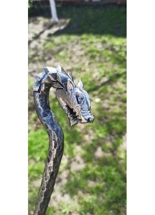 Кочерга из железа с головой волка