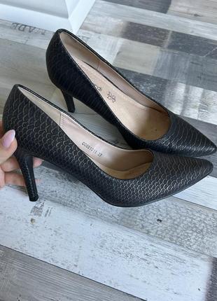 Туфли каблука лодочки t.taccardi5 фото