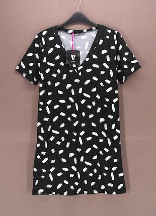 Новое платье-футболка "v by very " чёрное с белым принтом, uk10.
