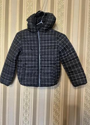 Черная курточка 122/128