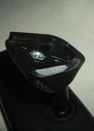 Продам дзеркало в салон авто із дефектом