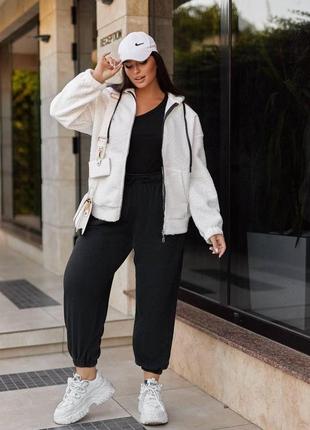 Куртка-бомбер стильная и современная (есть большие размеры) которая станет идеальным дополнением вашего базово