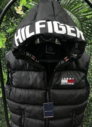 Жилетка tommy hilfiger черного цвета, качество топ