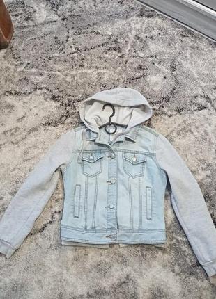 Джинсова куртка
