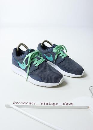 Низкие серые спортивные беговые кроссовки nike kishi (roshe run). оригинал. найк running retro air y2k tekno max кеды