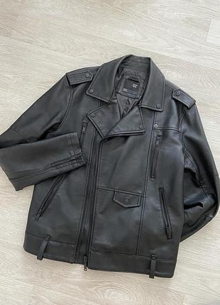 Чоловіча куртка bershka