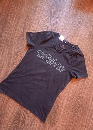 Футболка adidas