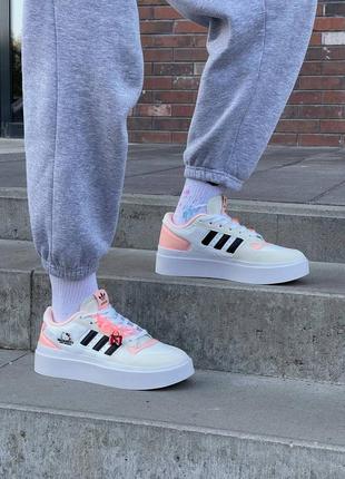 Женские кроссовки adidas forum bonega x hello kitty low platform sneakers in cream