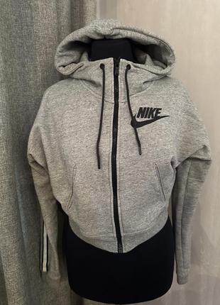 Спортивная кофта nike