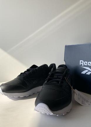 Женские кроссовки reebok (37,5)