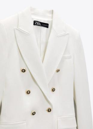 Шикарный двубортный пиджак zara