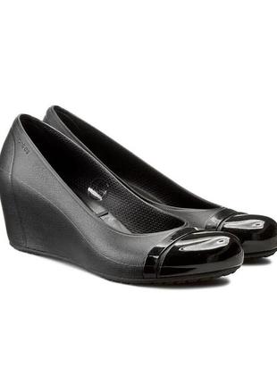 Туфли на танкетке, балетки crocs, w8