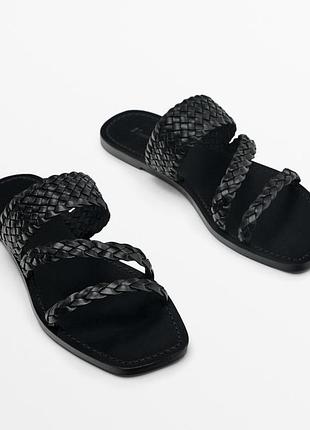 Шльопанці massimo dutti