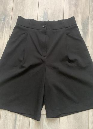 Шорти бермуди 38р