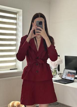 Костюм must have xs-s