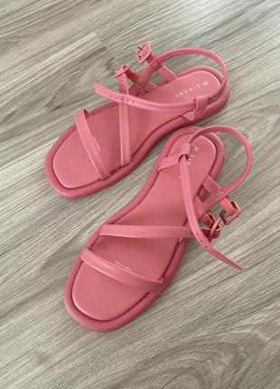 Нові босоніжки sinsay 39p рожеві